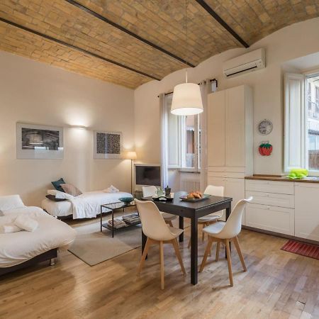 The Best Rent - Elegant Flat Near Colosseum Rzym Zewnętrze zdjęcie