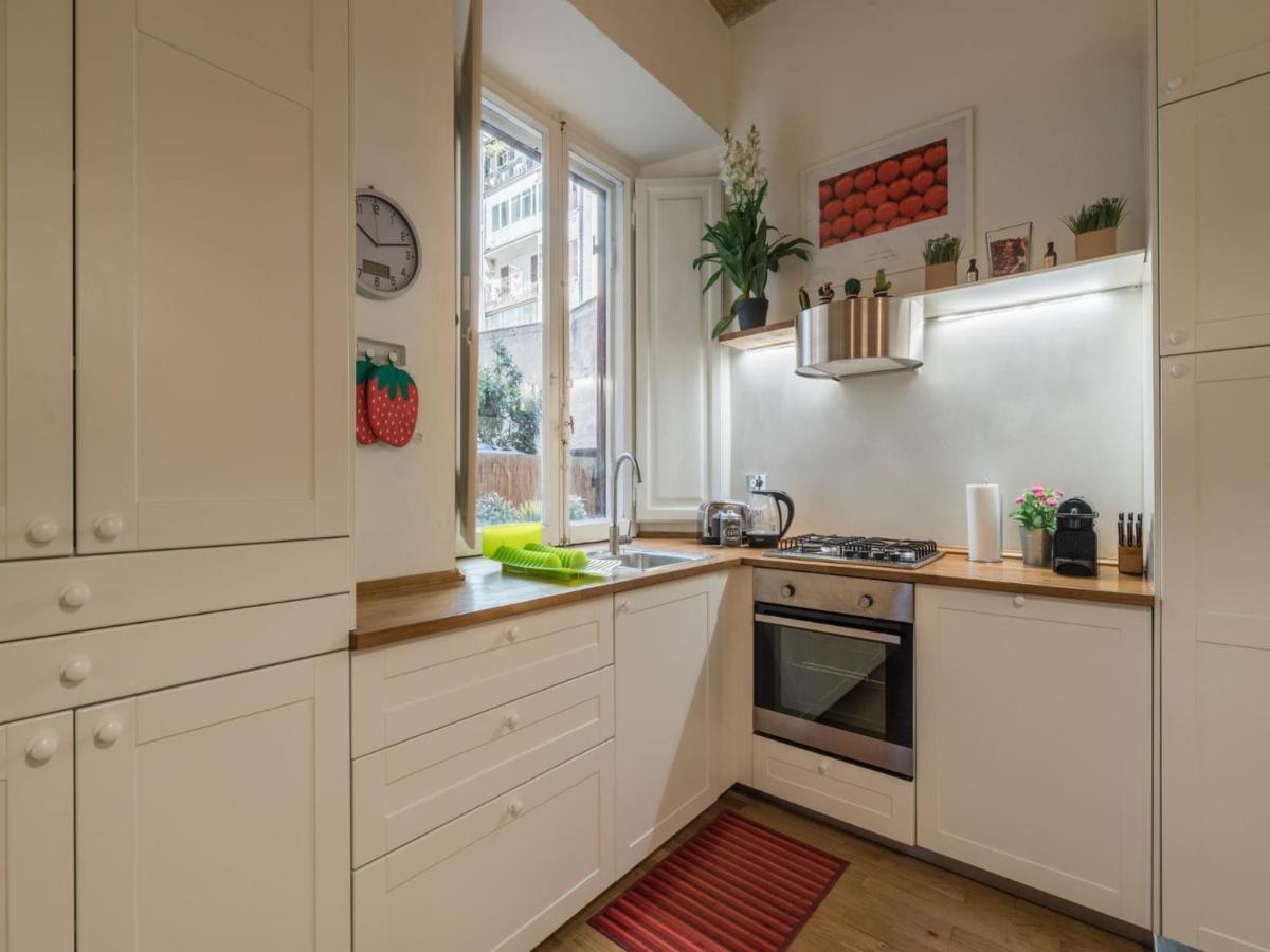 The Best Rent - Elegant Flat Near Colosseum Rzym Zewnętrze zdjęcie